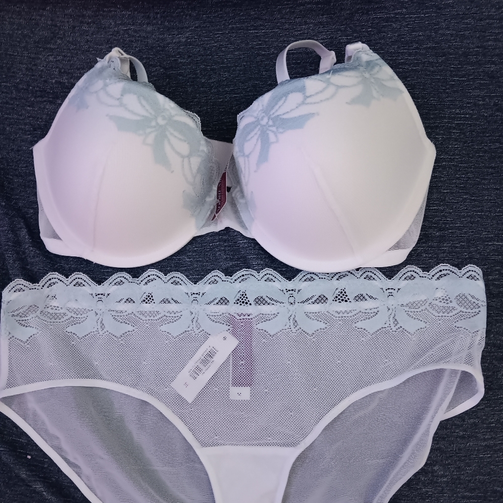 NWT Adore Me Audrina Push Up 36D Bra/Medium Hipster Panty Set White